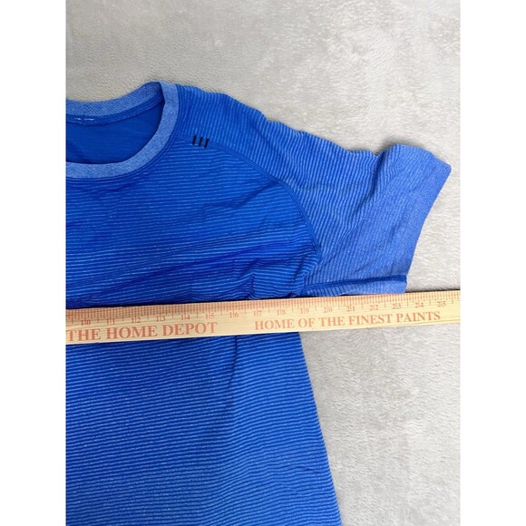 Lululemon Men’s M Vent Tech Short Sleeve Shirt Blue Gym Workout Run Athleisure - Picture 6 of 11